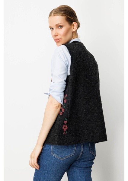 Kadın Pıtırcık Çiçekli Patchwork Keçe Yün Yelek Siyah_g.kurusu fırsatları