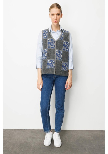 Kadın Pıtırcık Çiçekli Patchwork Keçe Yün Yelek Füme_mavi modelleri