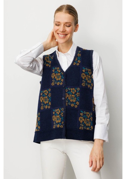 Kadın Pıtırcık Çiçekli Patchwork Keçe Yün Yelek O.haki