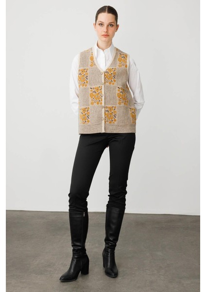 Kadın Pıtırcık Çiçekli Patchwork Keçe Yün Yelek Bej_hardal indirimleri