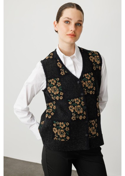 Kadın Pıtırcık Çiçekli Patchwork Keçe Yün Yelek Siyah_v.camel
