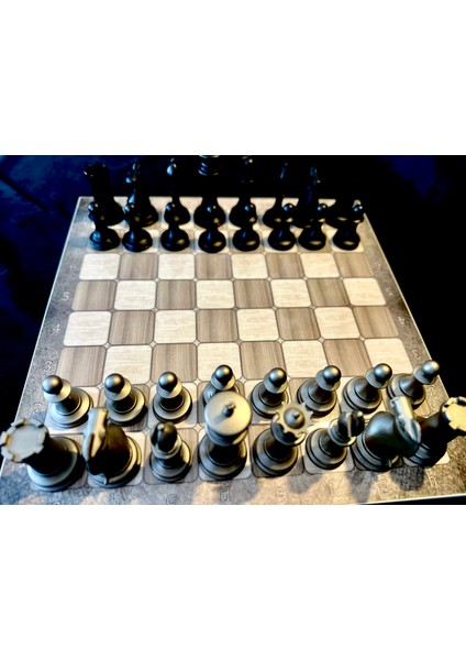 Premium Satranç Takımı Platin Tabla modelleri