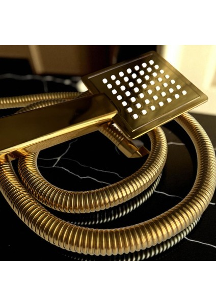 Anf Kare Gold Renkli Modern Duş Başlığı fiyatları