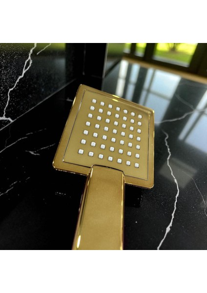 Anf Kare Gold Renkli Modern Duş Başlığı modelleri