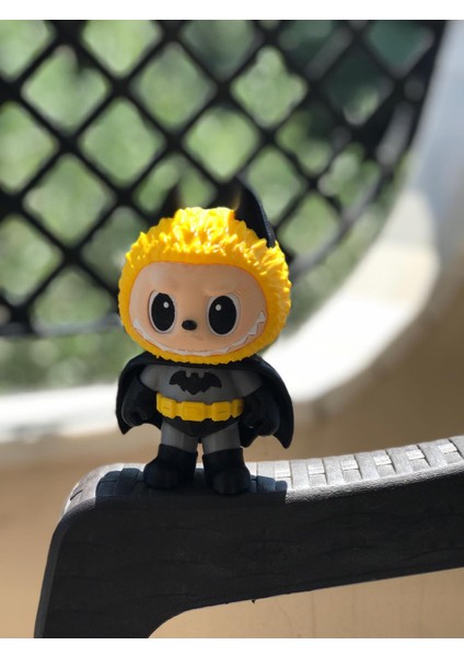 🦇 Labubu Batman Figür – 13 cm Dekoratif Koleksiyon Oyuncağı fırsatları