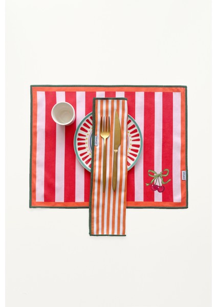 Kiraz Desenli, Dijital Baskılı, Renkli, Çizgili, Kenar Biyeli Amerikan Servis 35X45 cm (1 Adet) fiyatları