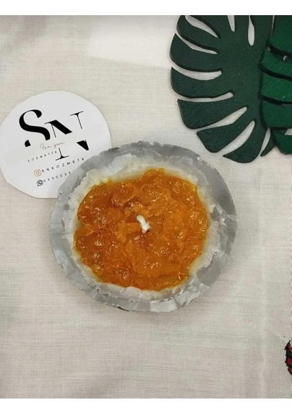 Sitrin Taş Görünümlü Turuncu Renkli Kokusuz Mum 9,5cm x 4cm