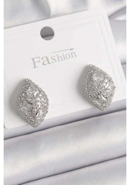 Pirinç Gümüş Renk Zirkon Taş Işlemeli Damla Model Kadın Küpe