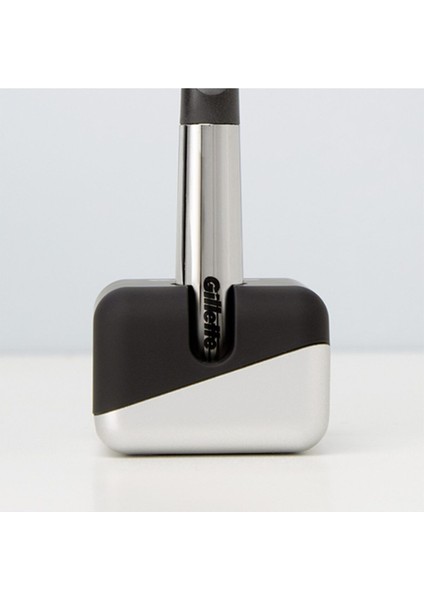 Krom Kaplamalı Tıraş Makinesi ve Standı Beyaz modelleri