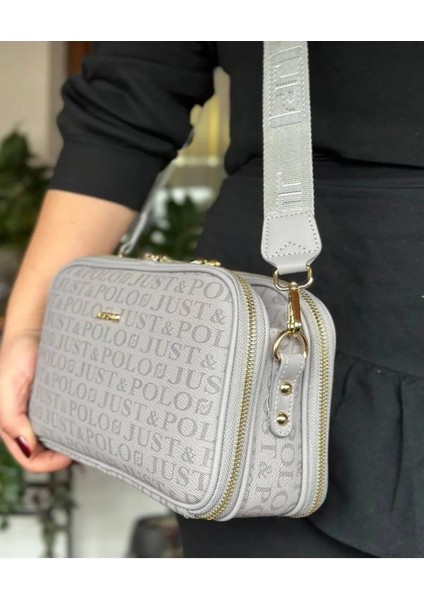 Kadın Orta Boy Şıklığı ve Konforu Buluşturan Omuz Çantası Shoulder Bag 232053MH fiyatları