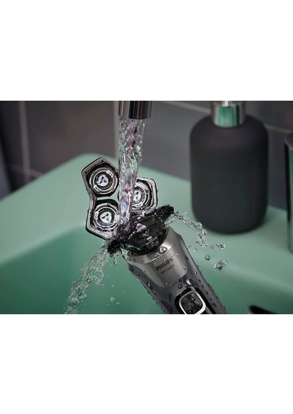 Siyah Üç Başlı Islak ve Kuru Tıraş Makinesi fiyatları