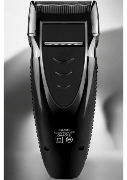 Erkekler Çok Yönlü Kişisel Bakım ve Tıraş Seti li indirimleri