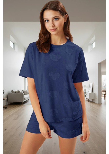Pamuklu Örme Pijama Takımı Kalpli Desenli Regular Kalıp Zarifane Tasarım Seçkin Malzeme