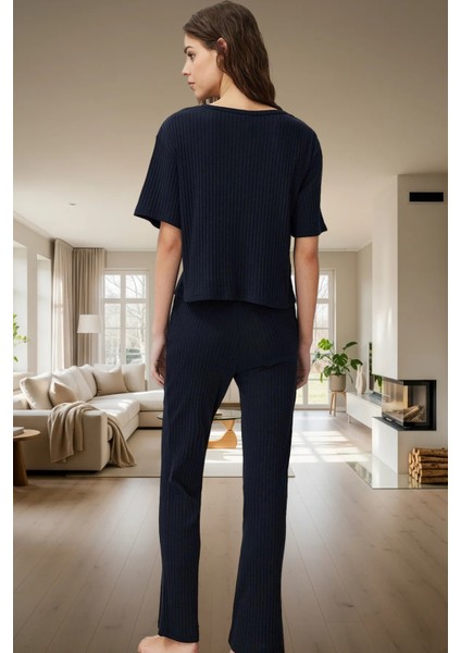 Rahat Ipliği Boyalı 2'li Pijama Takımı; Polyester Pamuk Karışımı Kısa Kollu Uzun Paça modelleri