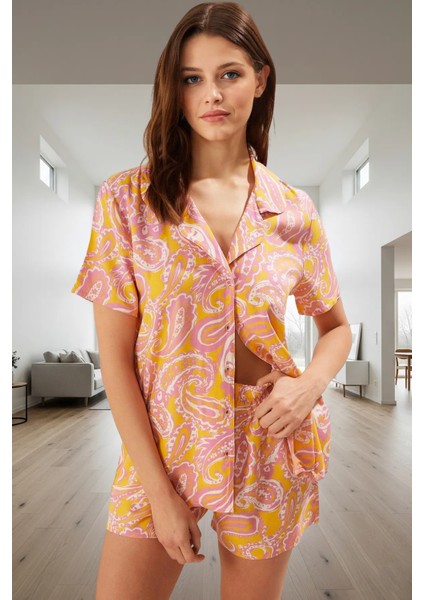 Rahat Viskon Pijama Takımı Çok Etnik Desenli Şortlu Yaz Için Ideal Dayanıklı Malzeme