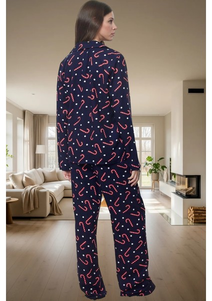 Rahat Viskoz Pijama Takımı; Yılbaşı Desenli Düğmeli Geniş Paça Shally Dokuma Konforlu Kesim modelleri