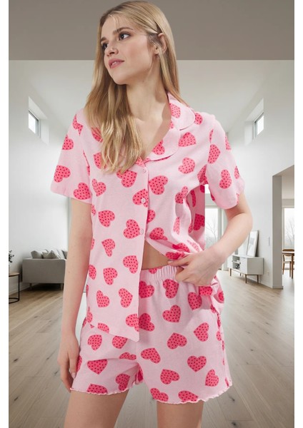 Pamuklu Pijama Takımı Kalpli Desenli Kısa Kollu Regular Kalıp Evde Rahatlık Yüksek Kalite