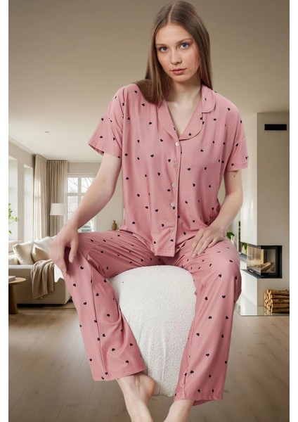 Kısa Kollu Uzun Paçalı Kalpli Pijama Takımı Ev Konforu Için Mükemmel Seçim