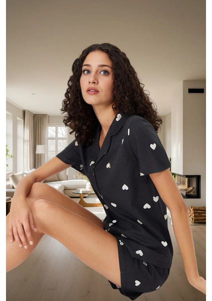 Kısa Kollu Pamuklu Pijama Takımı Kalpli Desenli Regular Kalıp Yazlık Ev Giyim Özenle Seçilmiş fiyatları