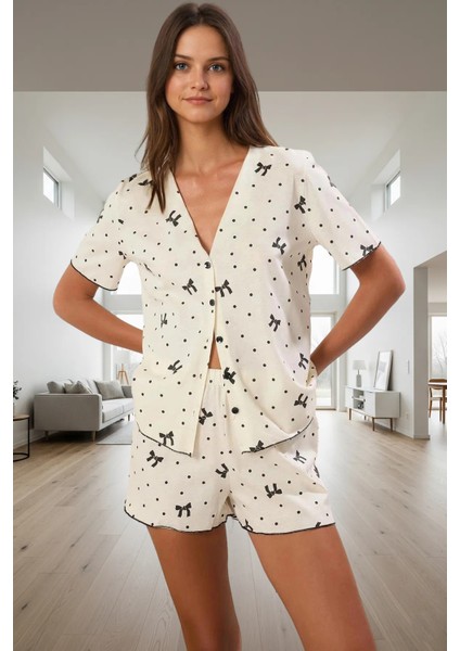 Rahat %100 Pamuklu Pijama Takımı Kurdele Fiyonklu Şortlu Örme Tasarım Özenle Seçilmiş