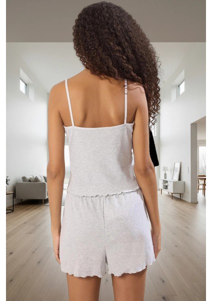 Rahat Yazlık Pijama Takımı; Kaşkorse Kumaş V Yaka Ince Askılı Şortlu Profesyonel Görünüm fiyatları