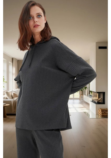 Kapüşonlu Uzun Kollu Pijama Takımı Polyester Pamuk Karışımı Rahat Yüksek Kalite ve Şık