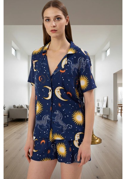 Yazlık Pijama Takımı Viskon Shally Dokuma Galaksi Desenli Rahat Kalıp Zarifane Tasarım