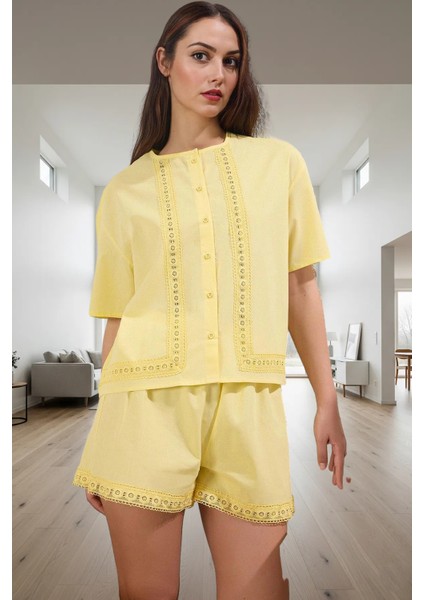 Pamuklu Brodeli Detaylı Pijama Takımı Yaz Için Ideal Rahat Kalıp Özel Tasarım Şık Görünüm fiyatları