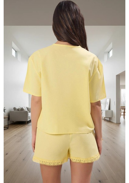 Pamuklu Brodeli Detaylı Pijama Takımı Yaz Için Ideal Rahat Kalıp Özel Tasarım Şık Görünüm modelleri