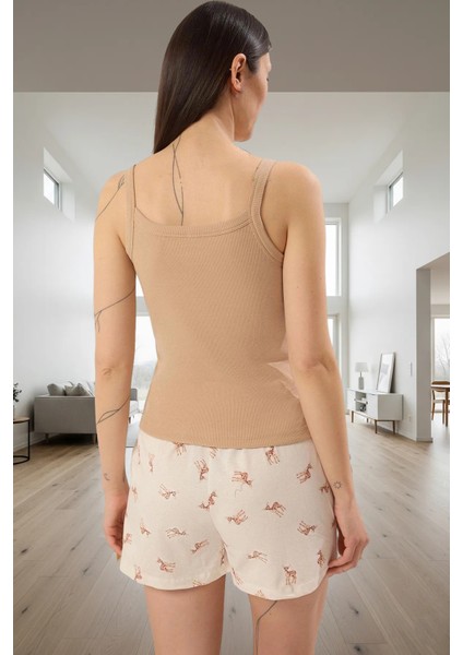 Geyik Desenli Pijama Takımı Rahat ve Şık Tasarım Modern Stil Profesyonel Görünüm modelleri