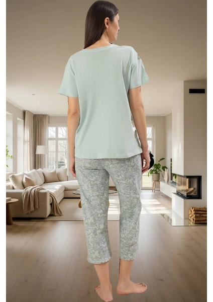 Rahat Örme Pijama Takımı Çiçek Desenli Kapri Pantolon Bisiklet Yaka Zarifane Tasarım modelleri