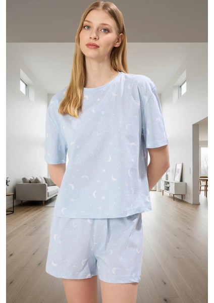 Galaksi Desenli %100 Pamuklu Kadın Pijama Takımı Rahatlık ve Şıklık Modern Stil