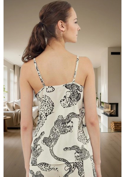 Ince Askılı Viskoz Pijama Geniş Paça ve V Yaka Tasarım Seçkin Malzeme Özenle Seçilmiş