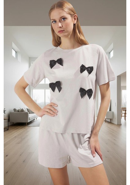 Pamuklu Kurdele Detaylı Şortlu Pijama Takımı Rahat ve Şık Konforlu Kesim Premium Kalite