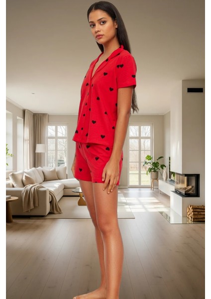 Rahat ve Şık Pamuklu Pijama Takımı Kalpli Desen 2 Parça Yaz Mevsimi Kullanım