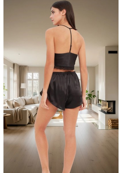 Ev Giyim Seti Saten Şortlu Pijama Takımı Dantel Detaylı Modern Stil Özenle Seçilmiş modelleri