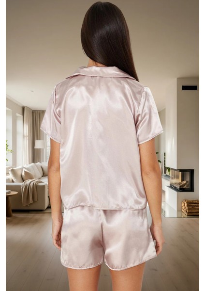 Rahat Ev Giyim Seti Saten Pijama Takımı Şortlu ve Kısa Kollu Özenle Seçilmiş modelleri