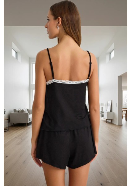 Rahat Viskoz Pijama Takımı Ince Askılı Dantelli Detay Günlük Kullanım Için Seçkin Malzeme modelleri