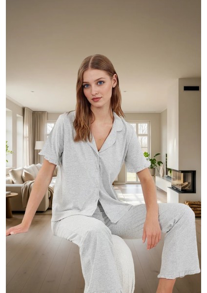 Şık Leopar Desenli Pamuklu Pijama Takımı Fırfır Detaylı Rahat Kesim Trend Tasarım fiyatları