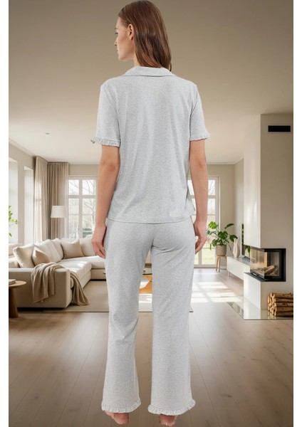 Şık Leopar Desenli Pamuklu Pijama Takımı Fırfır Detaylı Rahat Kesim Trend Tasarım modelleri