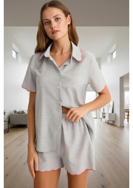 Yazlık Pamuklu Pijama Takımı Çizgili Rahat Şortlu Tasarım Profesyonel Görünüm Mükemmel Uyum