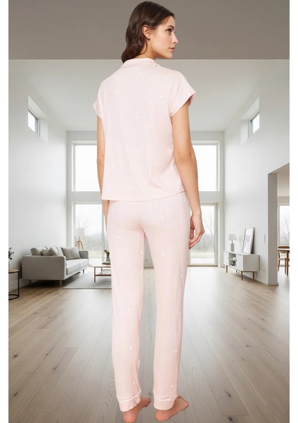 Örme Kumaşlı Kolsuz Pijama Takımı Kalpli Desen Rahat Kalıp Profesyonel Görünüm