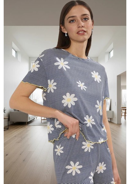 Viskoz Örme Pijama Takımı Çiçekli Desen Baby Overlok Regular Kalıp Yazlık Rahatlık Modern Stil