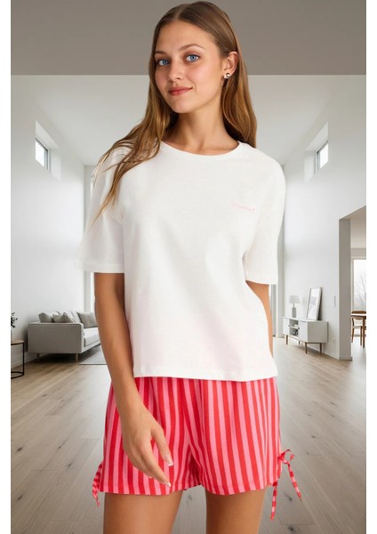 Yazlık %100 Pamuklu Pijama Takımı Çizgili Desen Bağlamalı Şort Regular Kalıp Trend Tasarım fiyatları