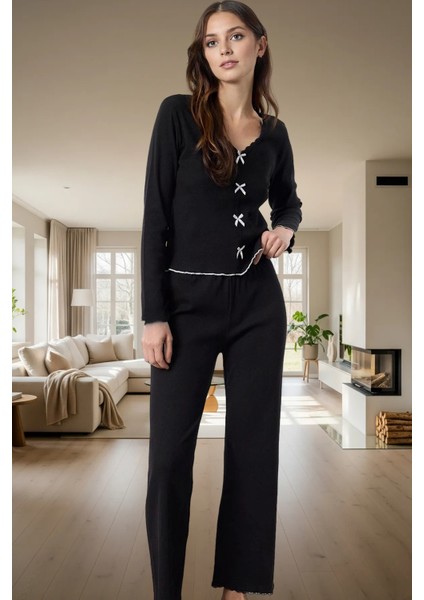 Örme Pamuklu Pijama Takımı V Yaka Dantel Detay Kış Mevsimi Için Profesyonel Görünüm fiyatları