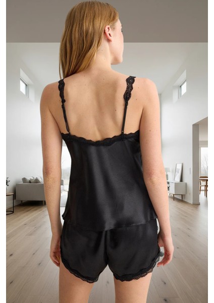 Rahat ve Şık Homewear Dantel Detaylı Saten Pijama Takımı Yüksek Kalite Uzun Ömürlü modelleri