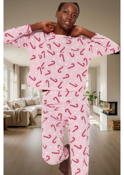Rahat Yılbaşı Pijama Takımı %100 Pamuk Uzun Kollu Regular Kalıp Profesyonel Görünüm Yüksek Kalite