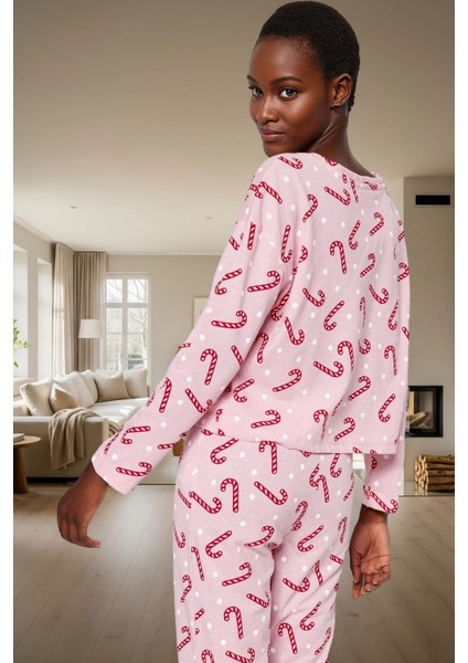 Rahat Yılbaşı Pijama Takımı %100 Pamuk Uzun Kollu Regular Kalıp Profesyonel Görünüm Yüksek Kalite modelleri