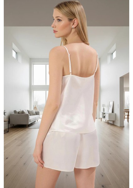 Taş Detaylı Saten Pijama Takımı Rahat ve Şık Ev Giyim Premium Kalite Konforlu Kesim modelleri