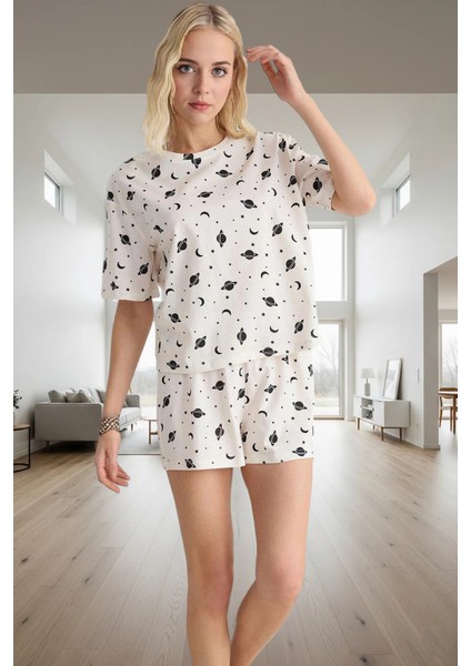Galaksi Desenli Örme Pamuk Pijama Rahatlık ve Şıklık Yüksek Kalite Profesyonel Görünüm